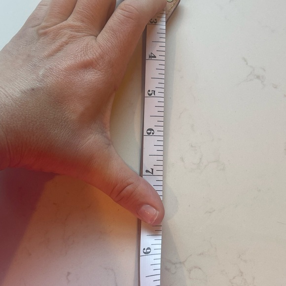 Louis Vuitton leather bracelet - Picture 3 of 7